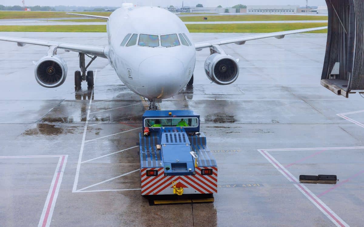 Fundamentals of Aircraft Tugs